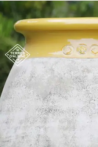 jarre terracotta pot terre cuite grande taille xxl belgique miel la hulpe.webp